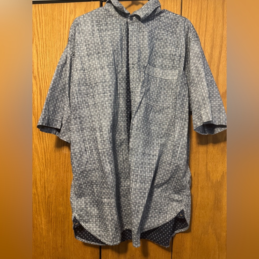 Gray Patterned Button-Up Shirt